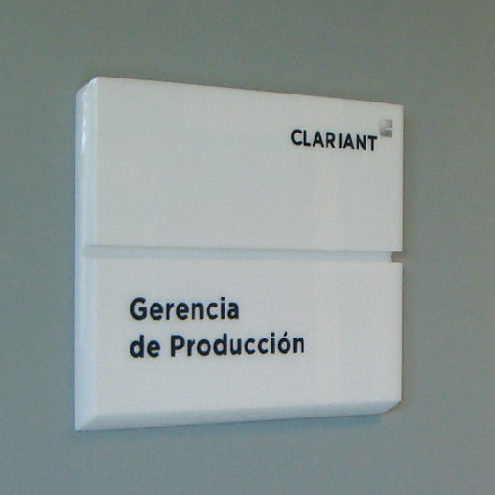 Clariant Case Study - Cartelería 3